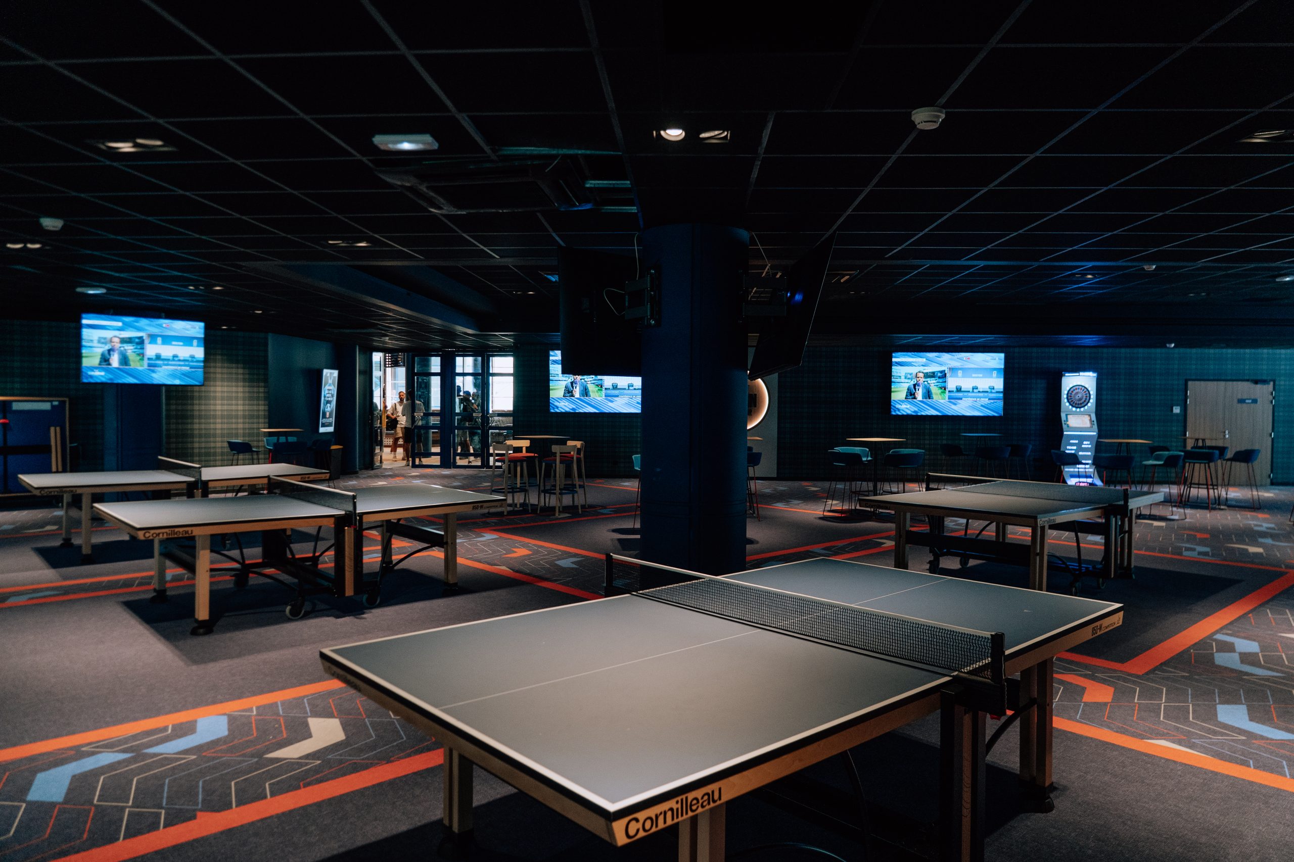 Tables de ping-pong de l'Urban Sports Bar